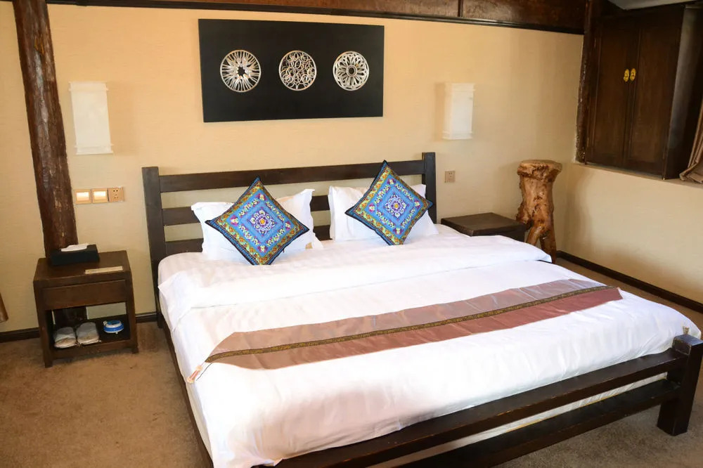 Lijiang Old Town Suiyue Stage Inn