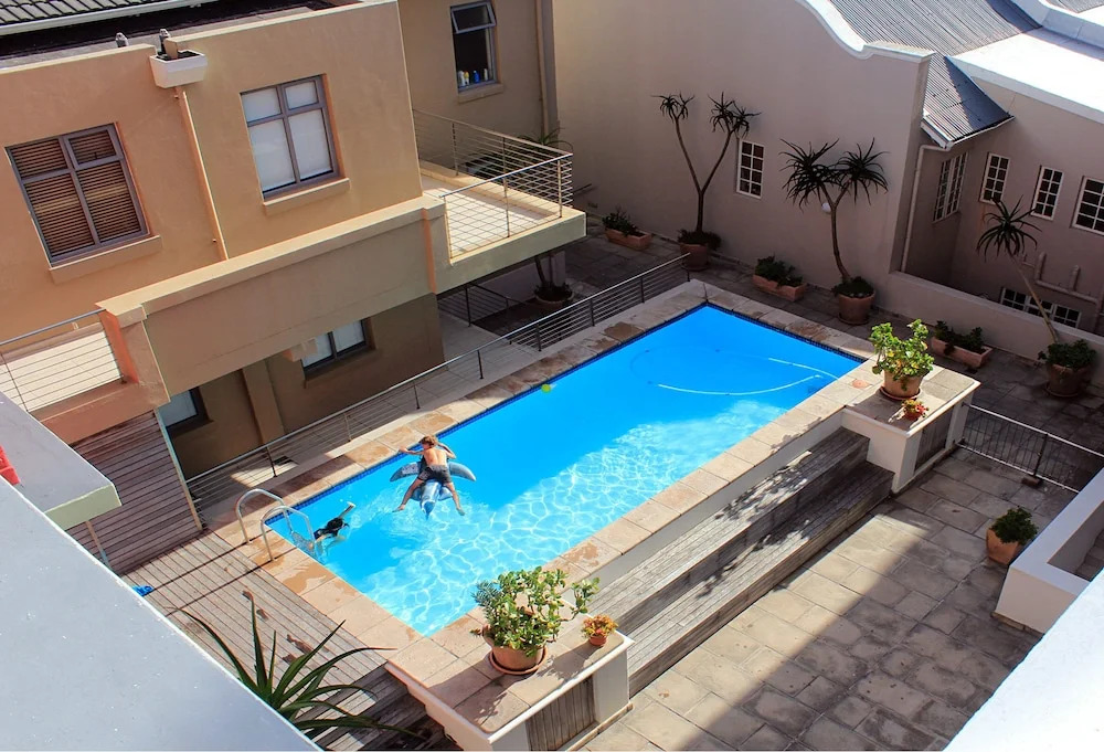 Beachside Villa Muizenberg Beachfront