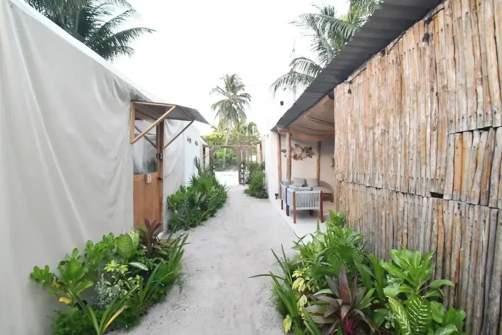 Arena y Mar Seaside Glamping