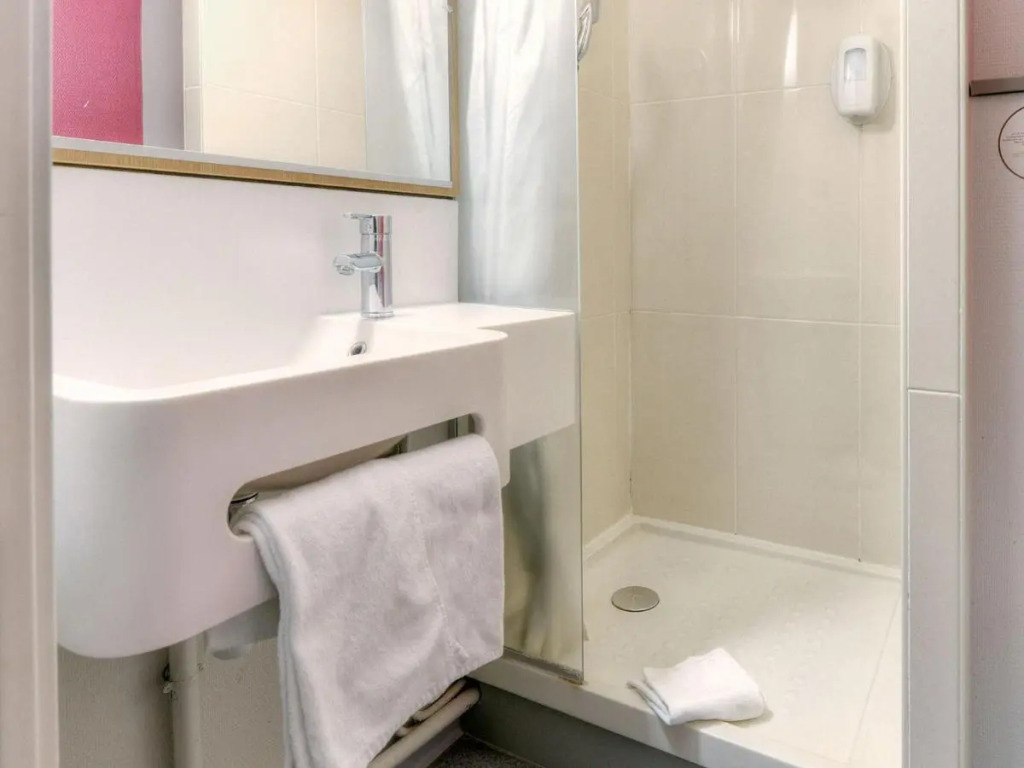 B&B HOTEL Salon de Provence