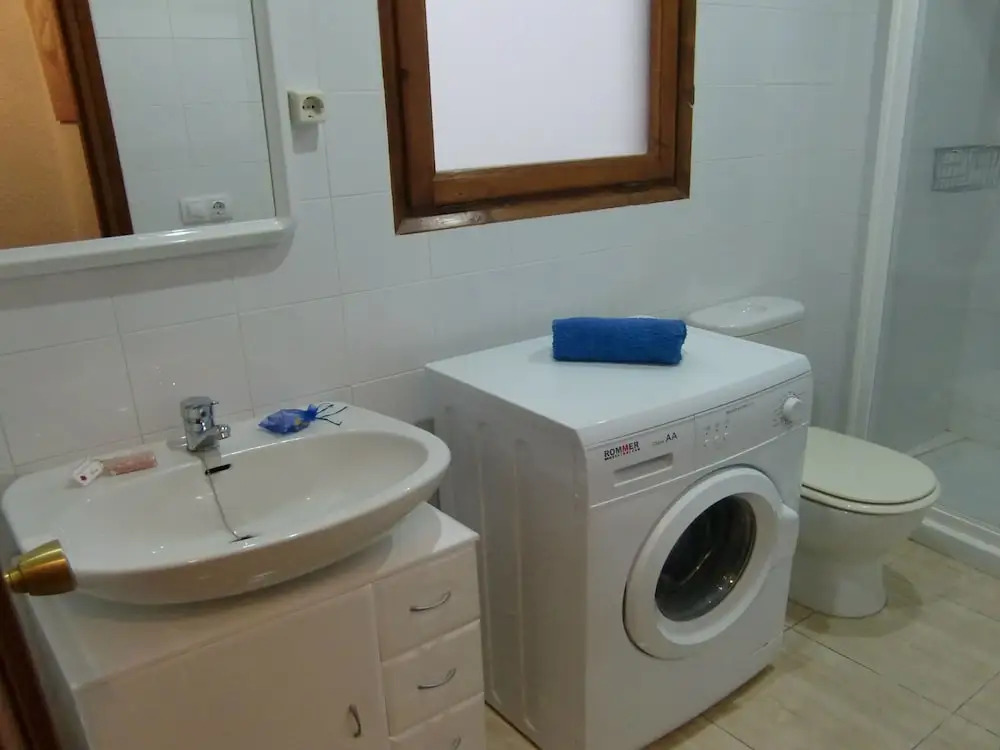 Cozy apartment on the sandy Nova beach in Roses, Spain