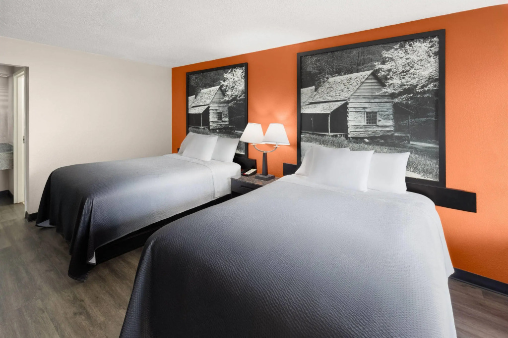 Super 8 by Wyndham Bulls Gap Greeneville Area