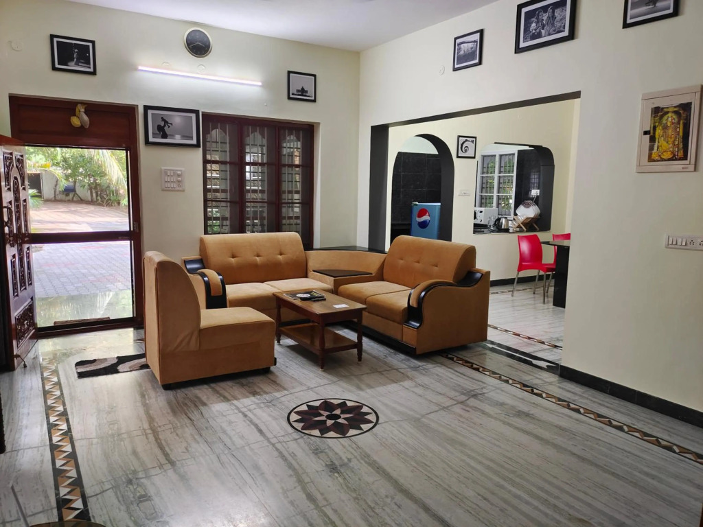 The Mahizh Home