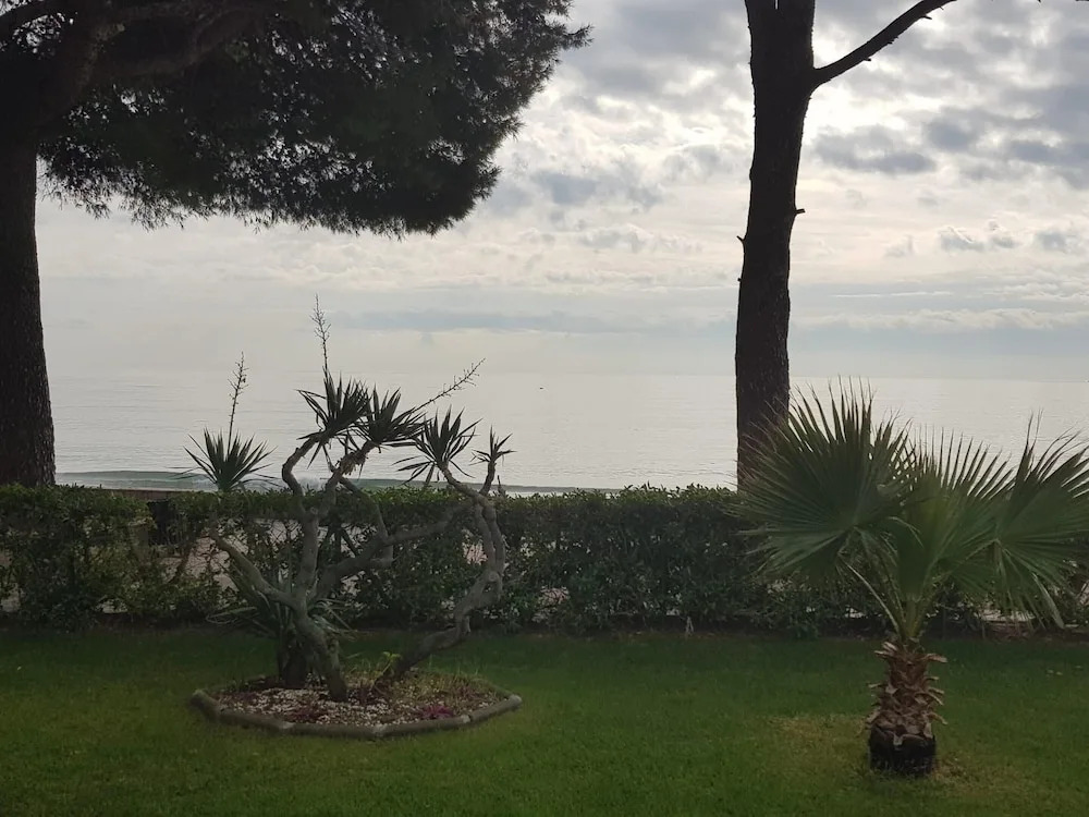 Studio in Cambrils, with Pool Access And Furnished Terrace