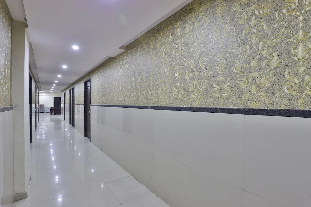 Siddhi Vinayak Rooms By OYO Rooms