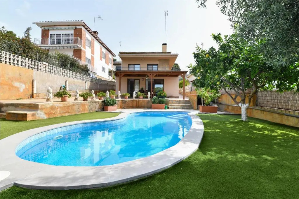 Agradable Casa Con Piscina A 5´Del Mar