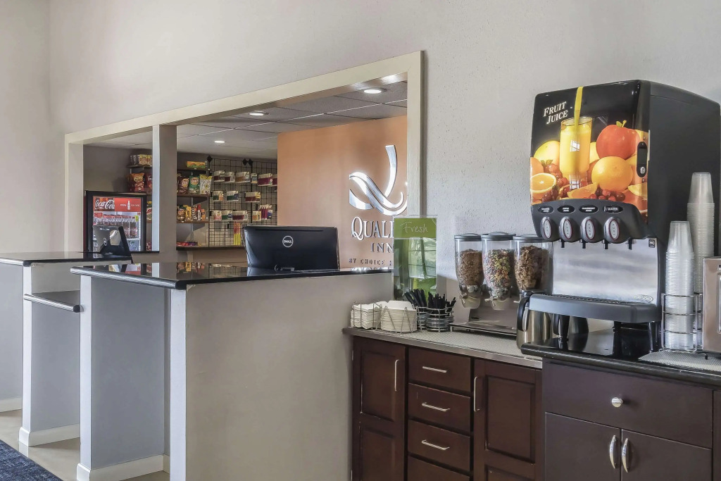 Quality Inn & Suites Stuttgart North