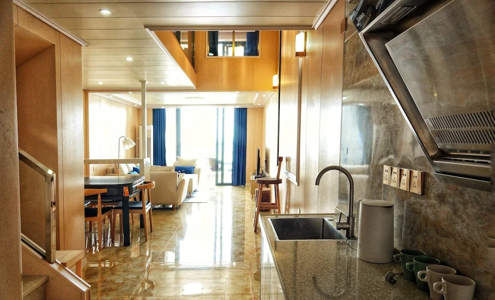 Sea Orchid Apartment