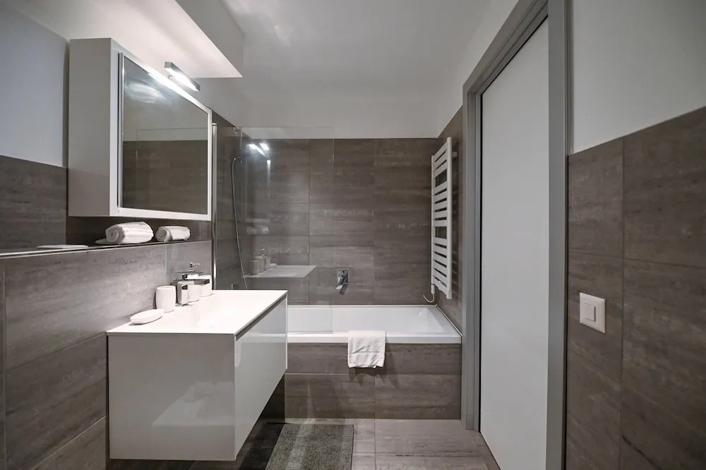 Lake View Suite 86 in Melide