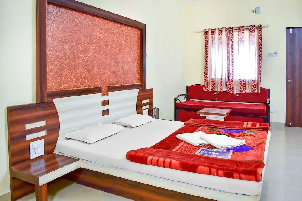 GuestHouser 1 BR Guest house e30e