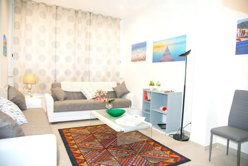 Apartment With one Bedroom in Palermo, With Furnished Terrace and Wifi - 300 m From the Beach