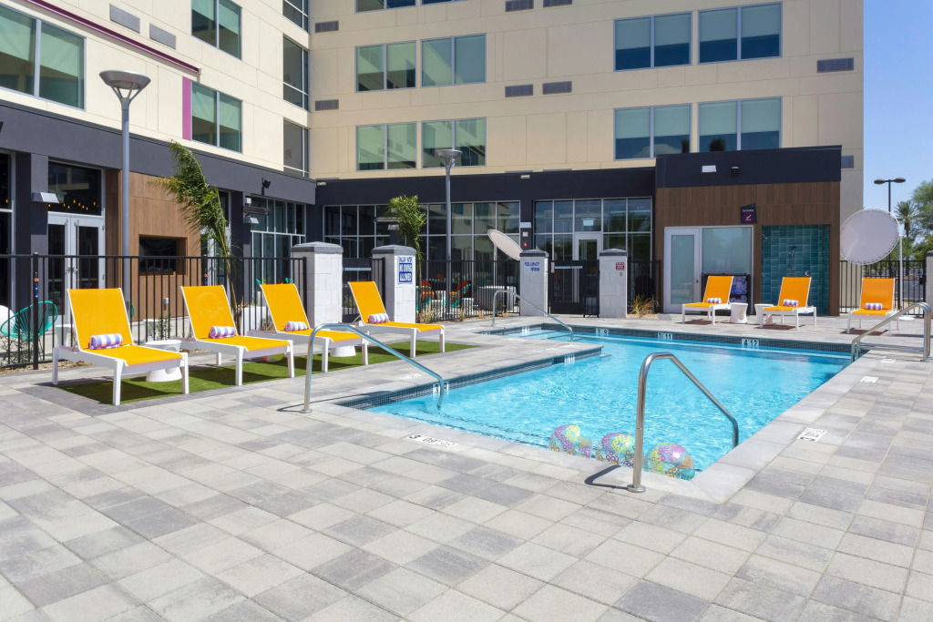 Aloft Glendale at Westgate