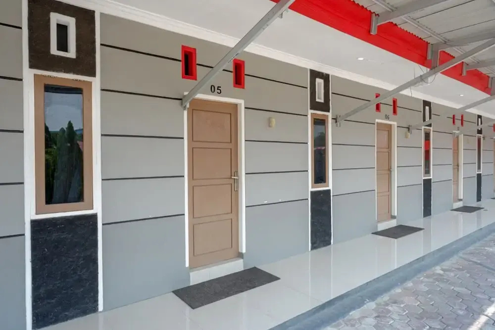 KoolKost near RS Samaritan Palu