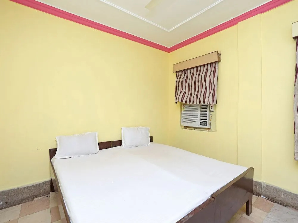 Hotel O Surya