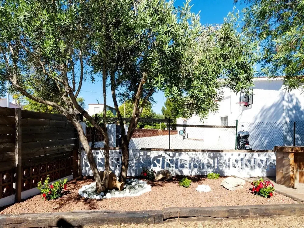 House in Roses Near Aqua Brava Water Park