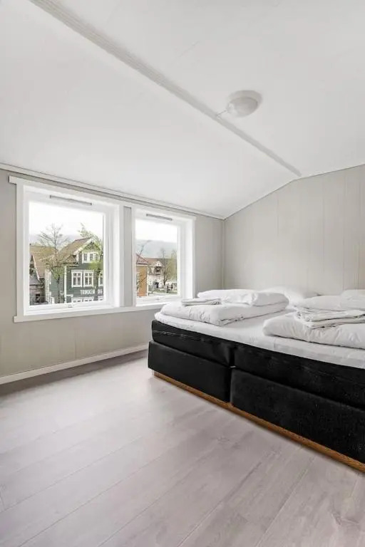 Amazing, central house with big private balcony