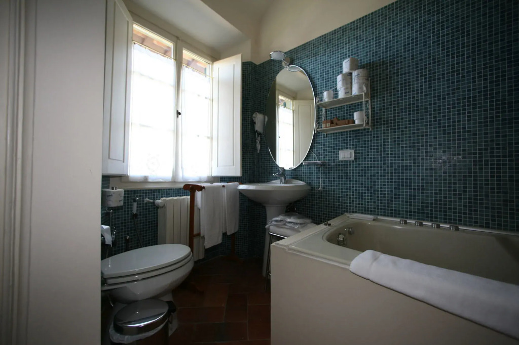 Le Piazzole Collection