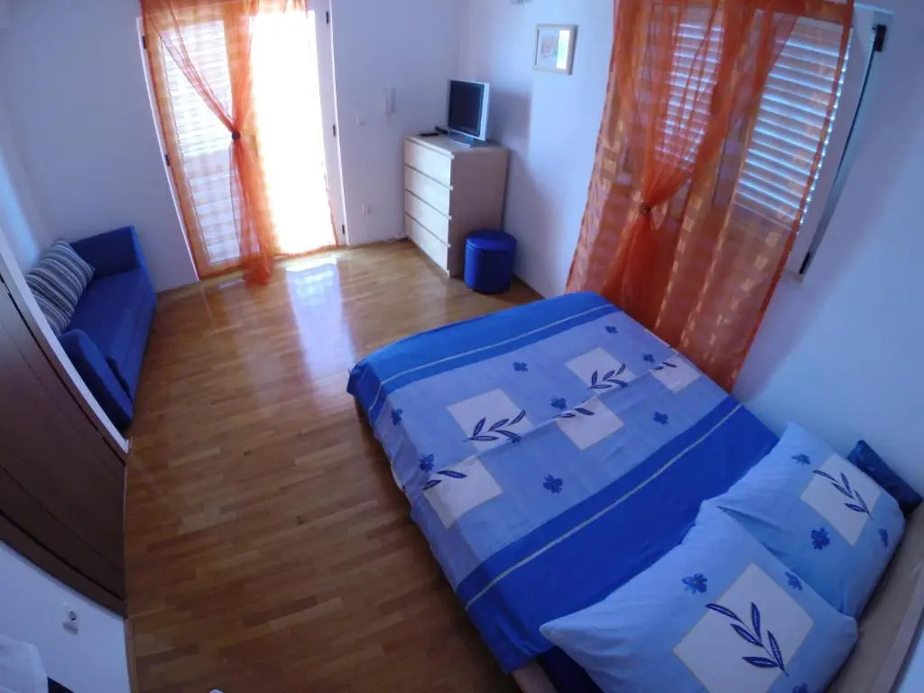 Apartments Romana
