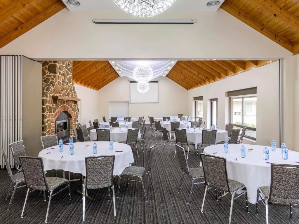 Mercure Goulburn