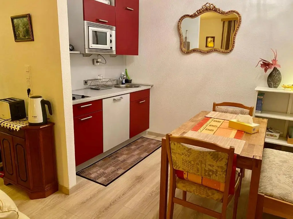 Kurhaus Apartment King Size Bett 180x200