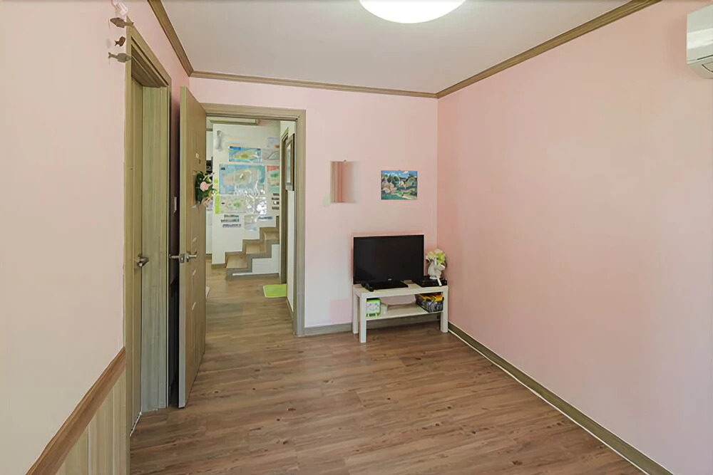 Cool Cool Guesthouse