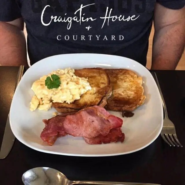 Craigatin House & Courtyard