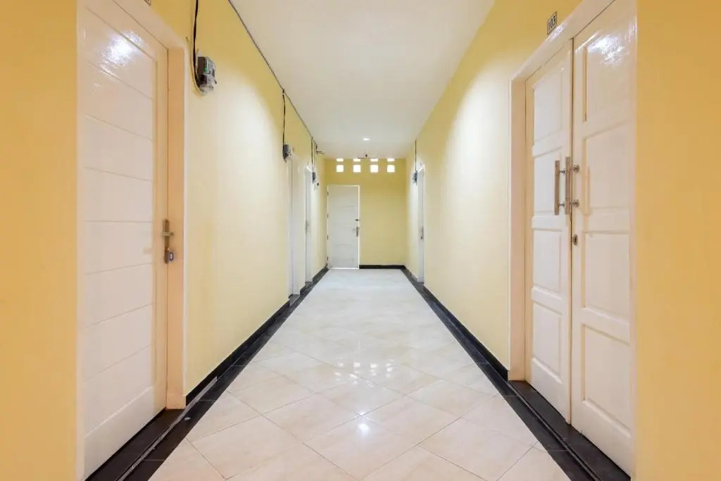 OYO 1400 Barat Residence Syariah
