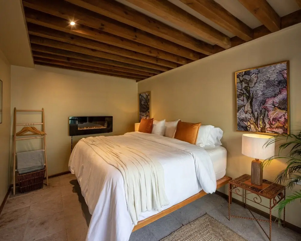 PANORAMA DE LA PARROQUIA Amazing Sunsets! Triplex 4BR Centro Home with Rooftop Parroquia Views