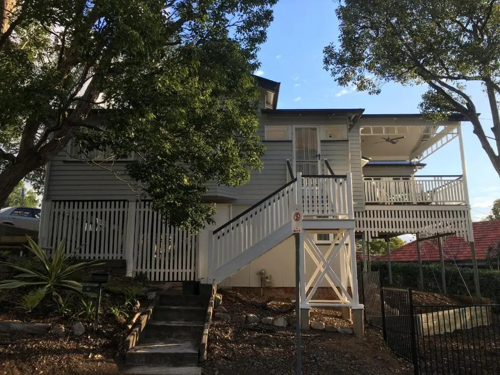Central Cottage