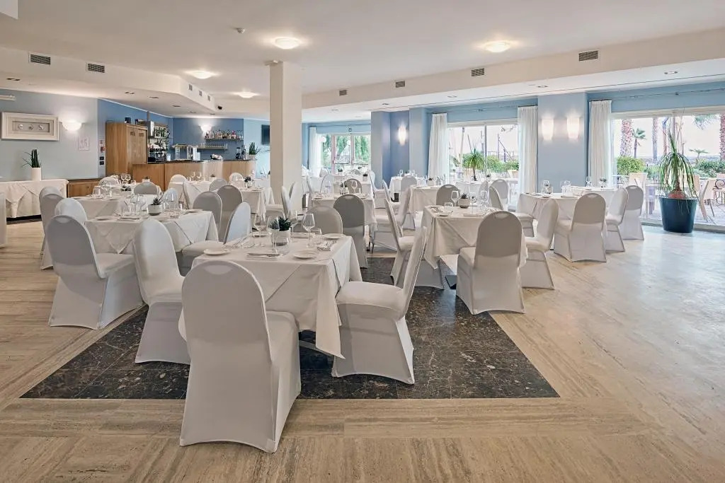 Aregai Marina Hotel & Residence