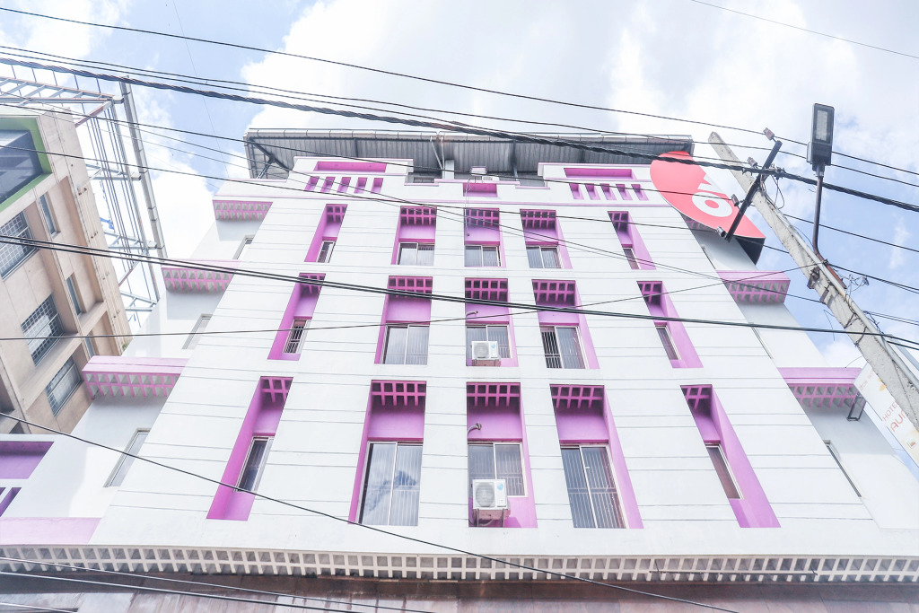 Aura Inn