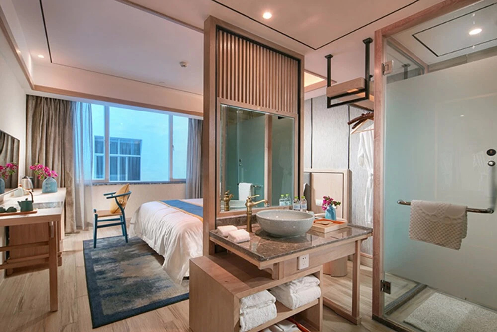 New Century Manju Lijiang Zangyuan Hotel
