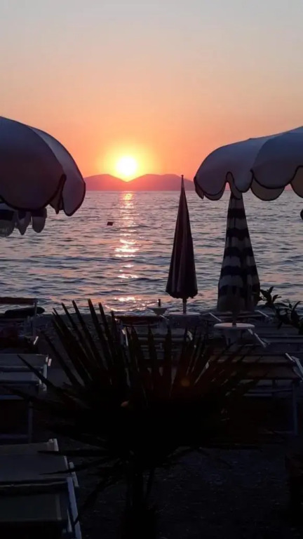 Villa Blue Guesthouse