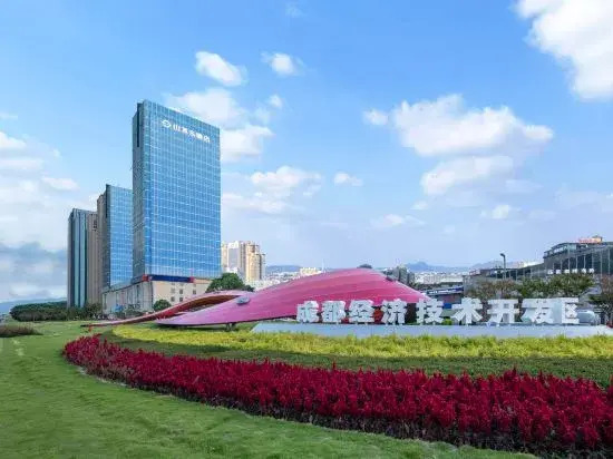 Shanshui S Hotel (Chengdu Longquan Headquarters Economy Harbor)