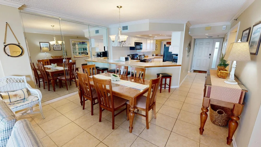 Inlet Reef 305 2 Bedroom Condo by RedAwning