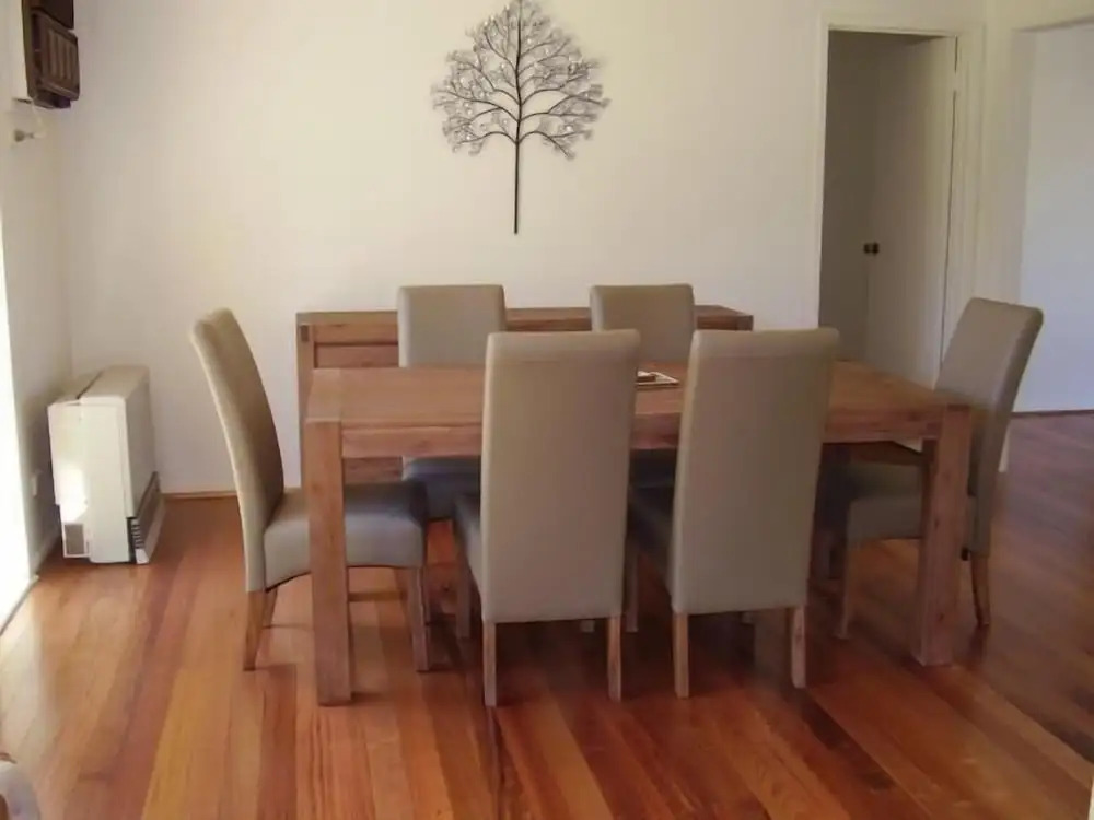 Race Course Apartments