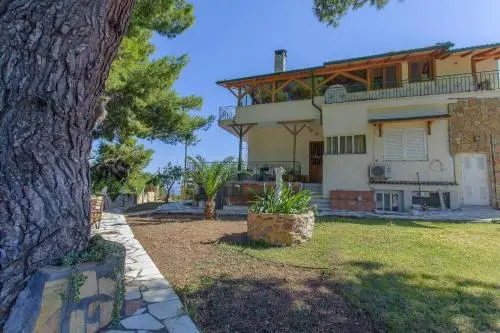 Villa Cleopatra