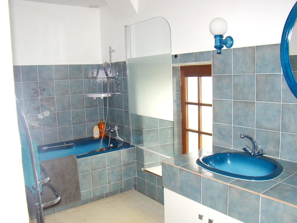 House With 4 Bedrooms in Sougéal, With Furnished Garden