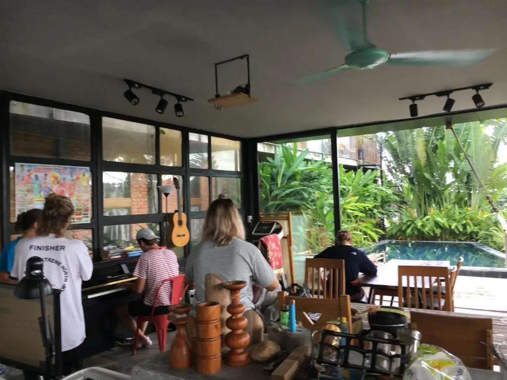 NANO Eco-Hostel
