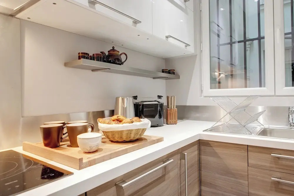 Paris Blanc Manteau Residence