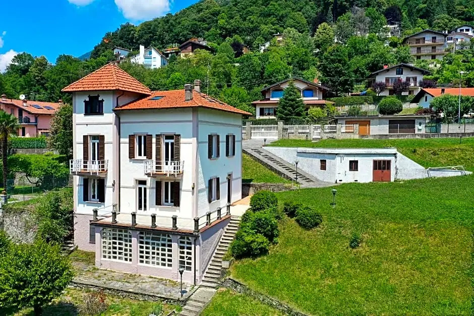Villa Oleandra with Garden&Swimming pool