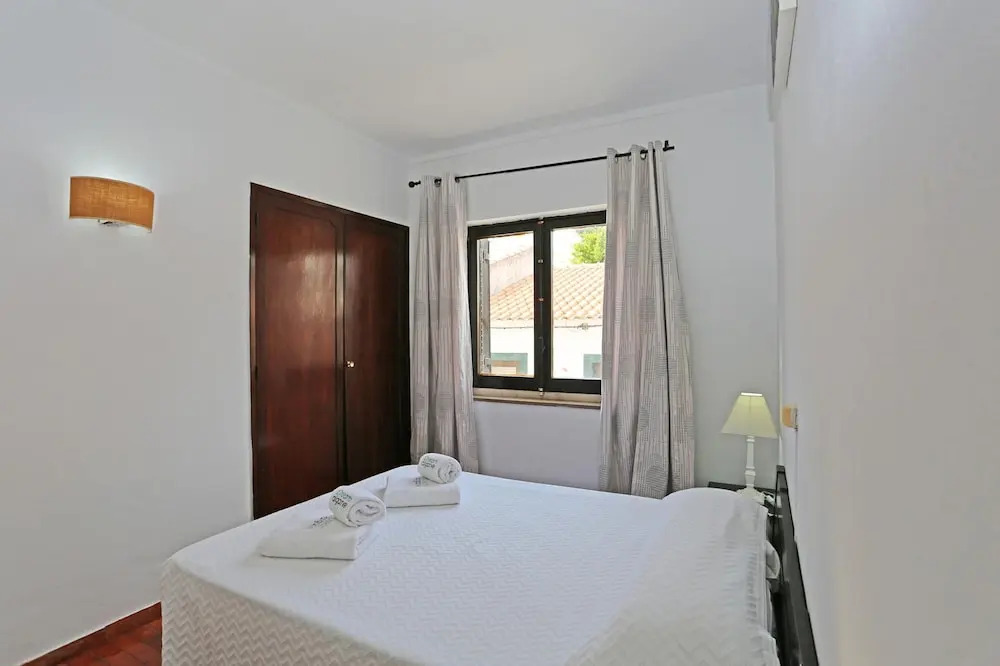 V 04 - Apartment 4 in Seacliff Albufeira