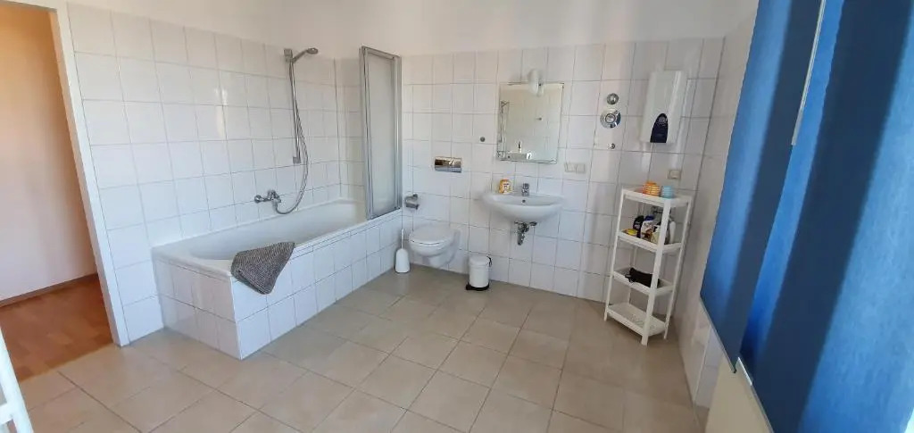 FC-Apartmenthaus Falkensee mit großem Garten und PKW Stellflächen