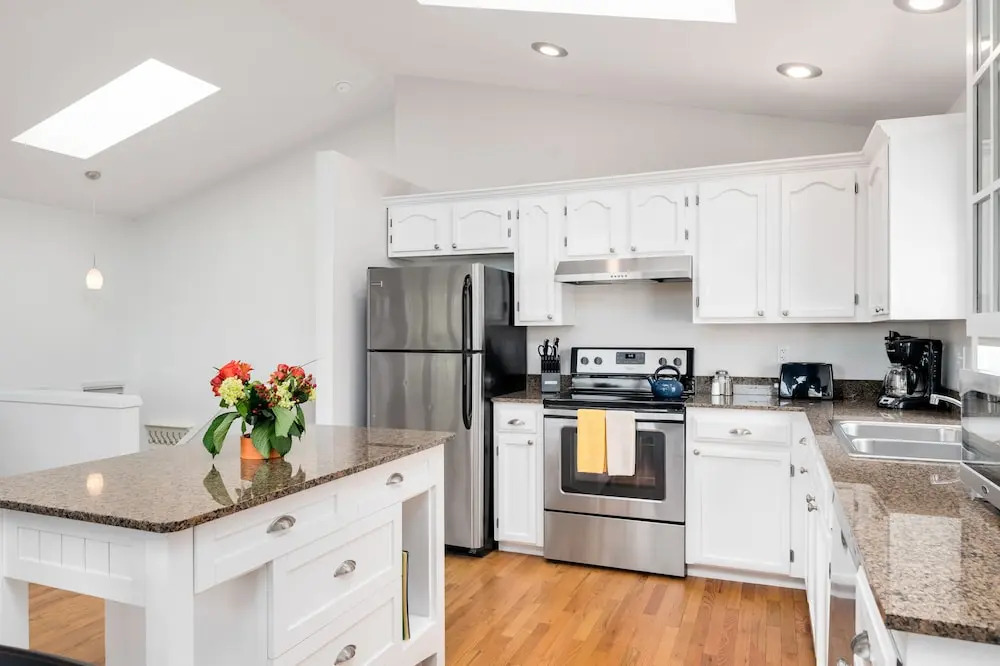 Seattle Vacation Home: The Big Top