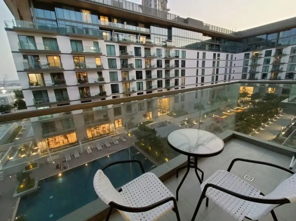 SuperHost - Spacious Apartment With Balcony In Sobha Hartland