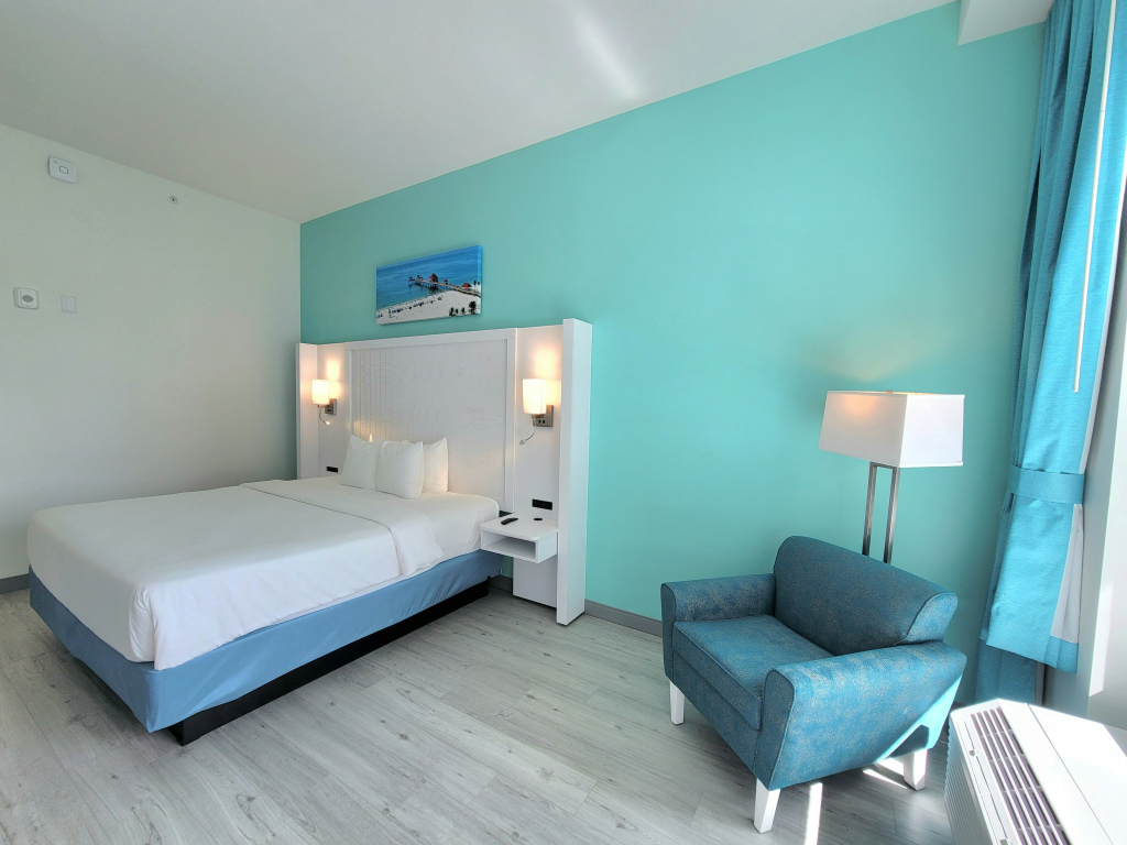 ChartHouse Clearwater Beach Marina Hotel