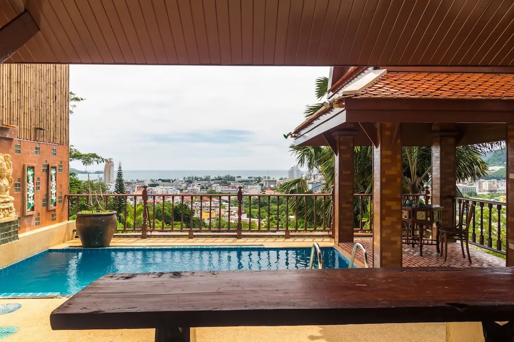 Hassippi Villa by Lofty