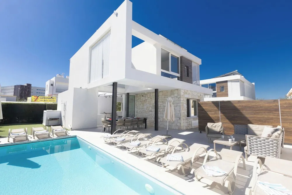 Ayia Napa Kube Villa Kb2