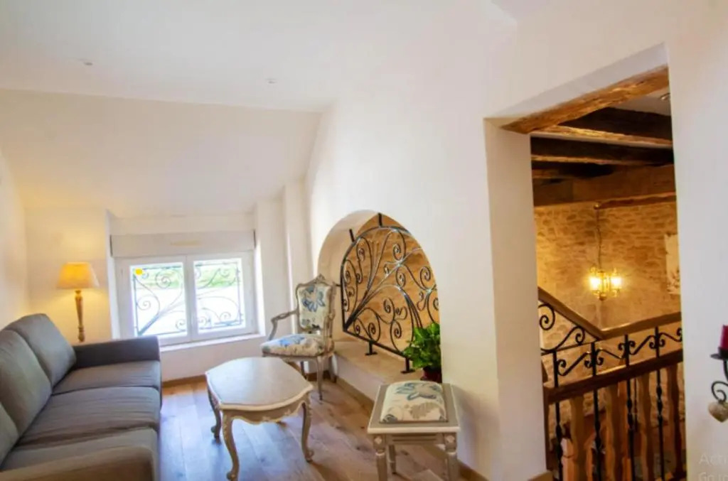 Villa confortable à Carlux avec piscine privée et jardin
