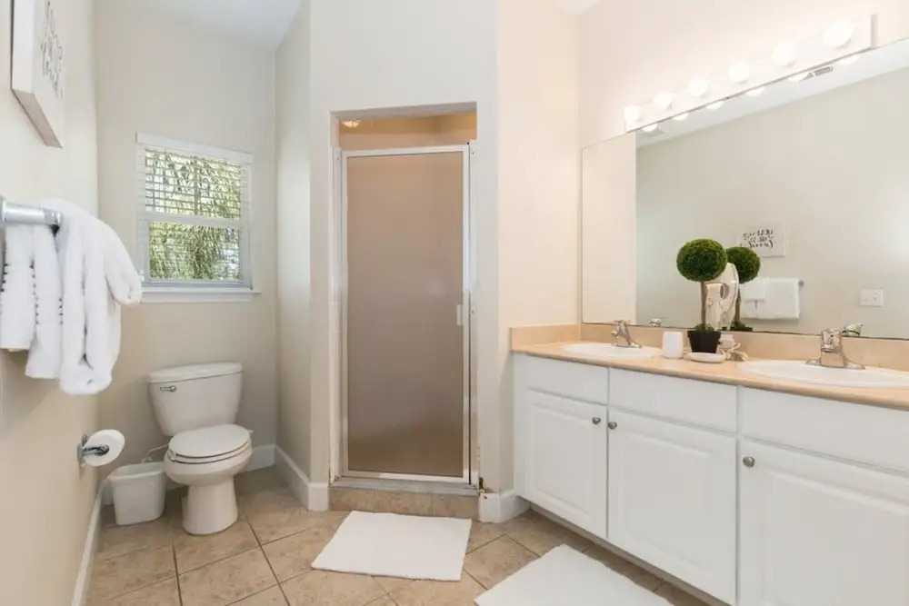 Lucaya Village - 2960 Lucayan Harbour Circle 1-104